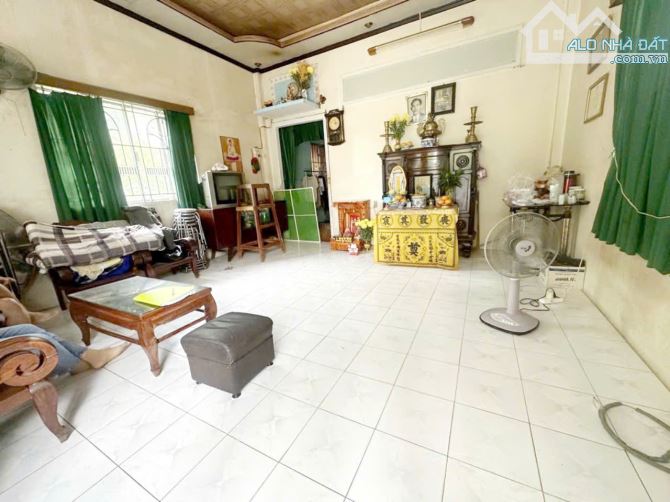 Chia TS cho con cần bán đất tặng nhà 639m2 chính chủ chưa qua đầu tư, HXH An Phú Đông 9 - 2