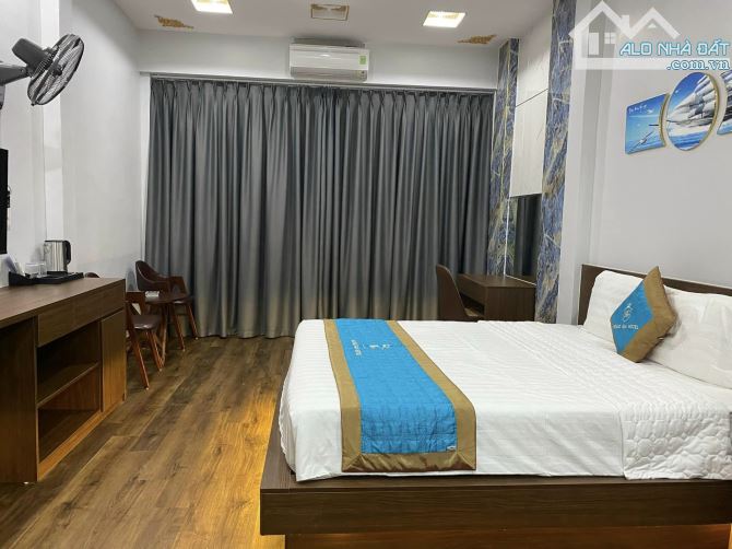 ⚜️ Khách sạn Nguyễn Trãi Sát Royal, Ô tô tránh 76m2 5T Thang máy MT 4m, 9 Phòng, Chỉ 16 - 2