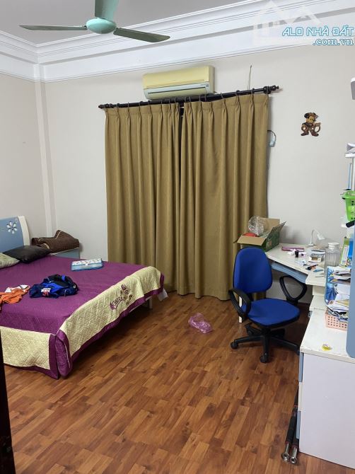 BÁN NHÀ NGUYỄN KHÁNH TOÀN QUAN HOA CẦU GIẤY 12.8 TỶ 60M 5 TẦNG NGÕ THÔNG KINH DOANH