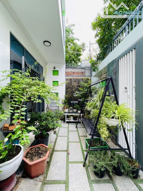 Cần bán biệt thự mini xinh xắn xây dựng tâm huyết mặt tiền đường Lê Chân, Tp Nha Trang - 3