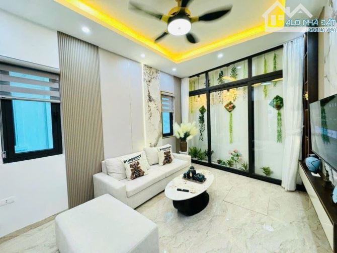 Bán Nhà Phố Nhổn 40m2 5 tỷ 2 Sát Đại Học Công Nghiệp giao thông thuận tiện - 4