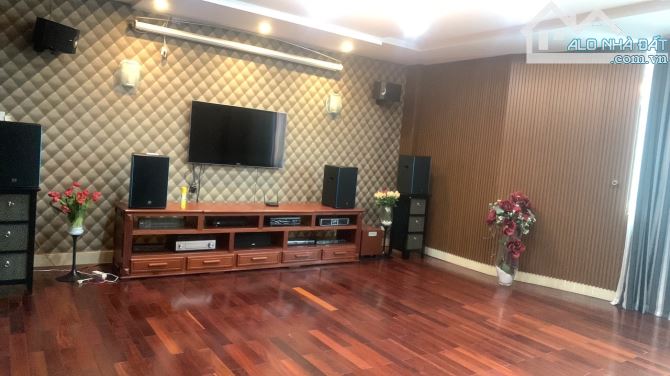 Cho thuê Toà nhà Thang Máy Tầng Hầm 1 trệt 4 lầu mặt tiền kinh doanh Khu dân cư Vip D2D - 4