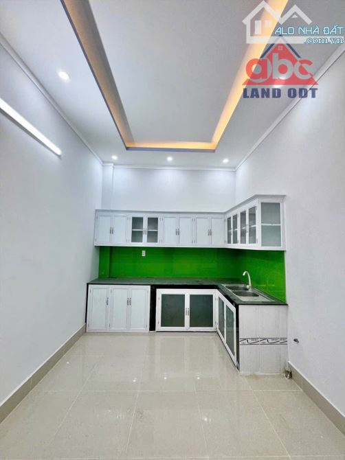 Nhà KP9 Tân Phong Biên Hoà KDC Chợ 26 Sổ Thổ Cư 100m 2 2tỷ750 Đường Xe Hơi - 9