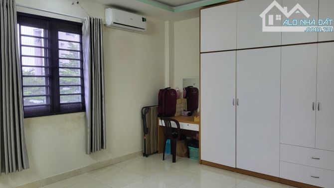 Ngay KDC Gia Long, Phước Kiển, Nhà Bè. Dt 80m2, ngang 5.5m 3 lầu hoàn công không QH. 7.7ỷ