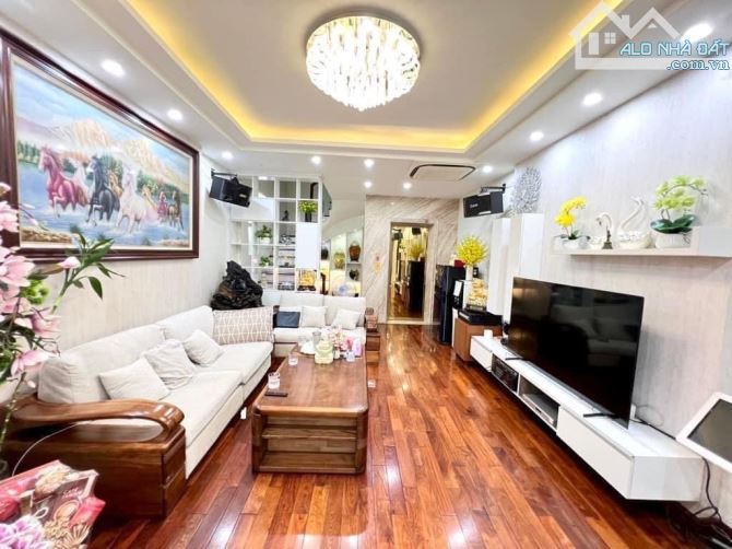 CỰC HIẾM !THỤY KHUÊ 48M2-HƠN 7 TỶ-LÔ GÓC -THANG MÁY-DÂN TRÍ CAO