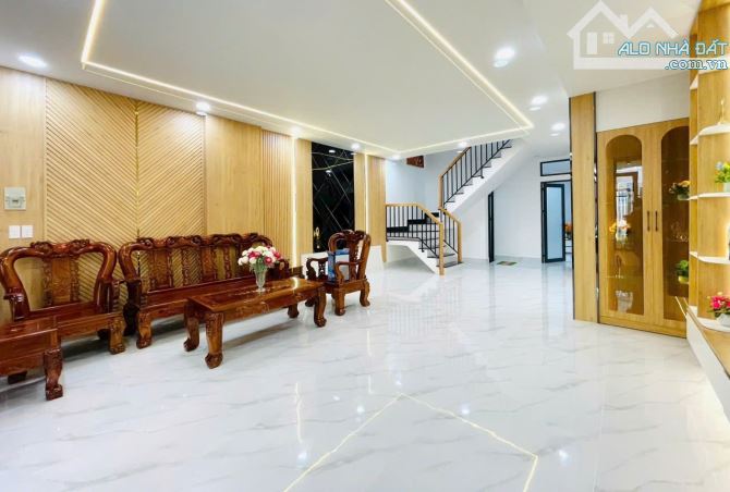 Bán gấp nhà Đào Duy Anh, Q.Phú Nhuận. 4 Tỷ 300 - 56m². Sổ hồng riêng. Pháp lí rõ ràng