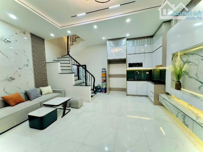 🏡 RẺ HƠN 500TR - MINH KHAI - HÀNG XÓM TIME CITY - Ở NGAY - 38M*NHỈNH 7 TỶ