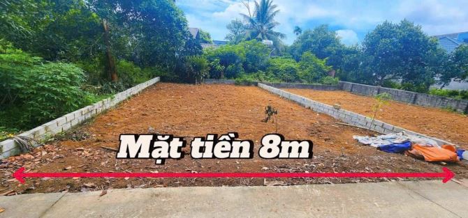 Bán DT 120m MT 8m Trục Chính Đồi Sen Thông sang Tân Xã