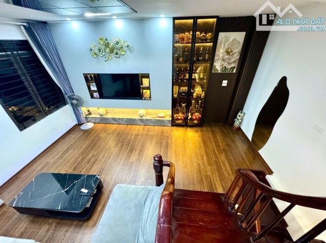 BÁN NHÀ PHỐ VŨ TRỌNG PHỤNG KHU VIP QUẬN THANH XUÂN DT27m2, 7 tầng ,MT5m ,Chào bán 5,95 tỷ - 1