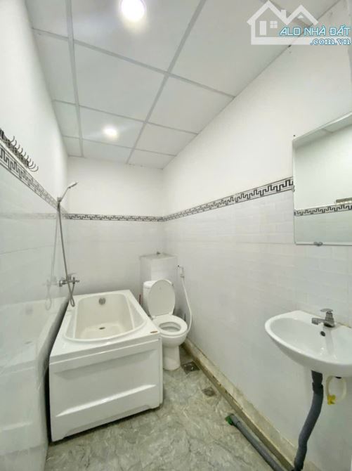 Cho Thuê Studio ban công 30m2 Trần Quang Khải Q1 view đẹp - 1