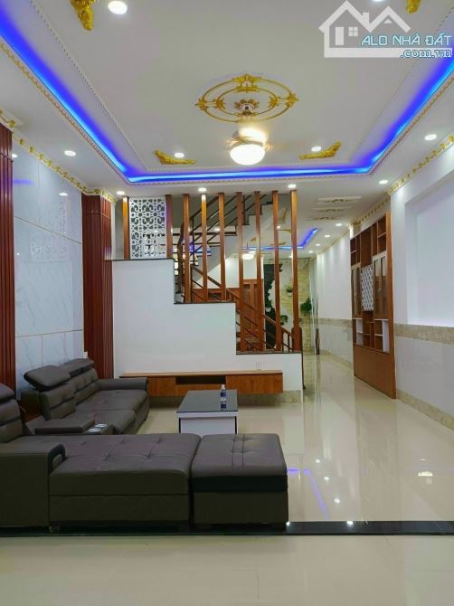 CHÚ QUANG BÁN NHÀ Đ.PHẠM THẾ HIỂN Q8 1TỶ390/61M2,GIÁ FULL - 2