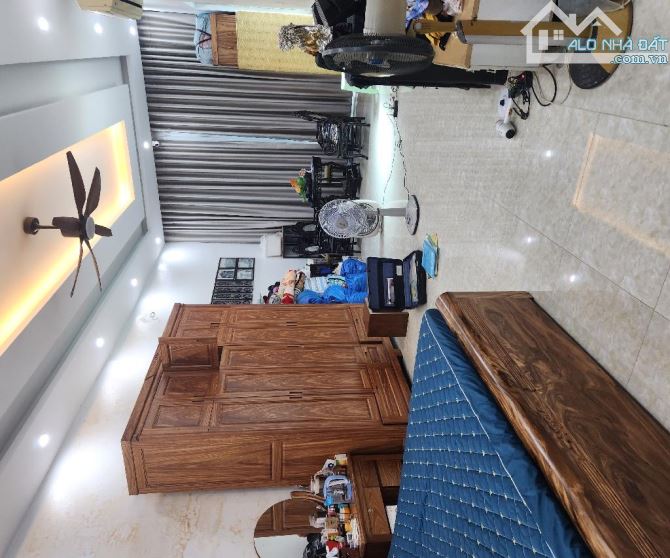 Bán gấp nhà P/lô ô tô - Kinh doanh phố Kim Đồng, DT 80m2 x5t, Nhỉnh 19 tỷ - 2