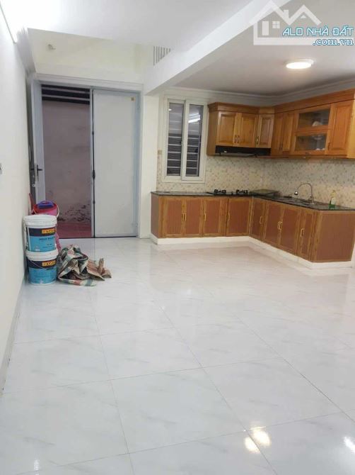 Bán nhà đẹp Âu Cơ, 30m2, 5 tầng, 30m ra phố, 5.95 tỷ - 2