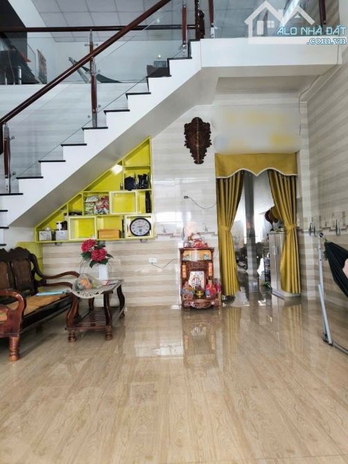 Nhà Mặt Tiền Đường Đồng Khởi Phường 6, Cách Nguyễn Đáng 100m - 2