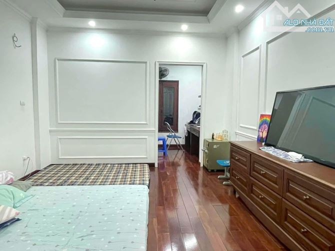 Bán nhà phân lô phố Quần Ngựa, Ba Đình Vỉa hè 23,5 tỷ 70m 6 tầng Thang máy Ô TÔ tránh MT4m - 4