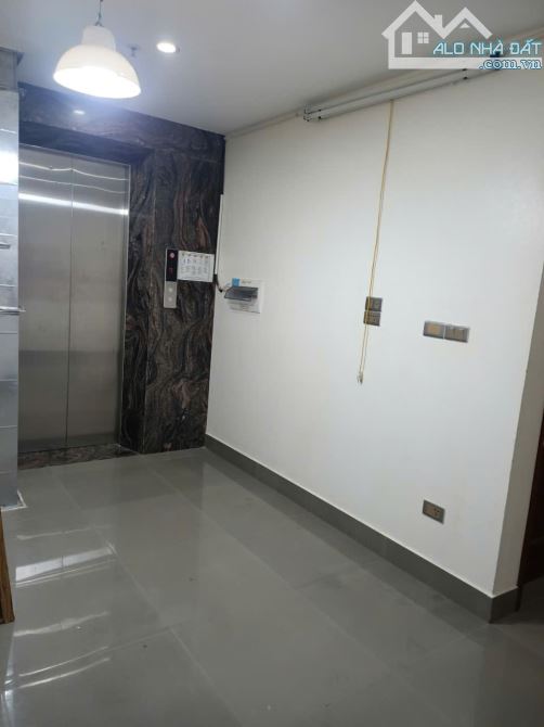 Tòa VP 9 TẦNG TRẦN BÌNH, Cầu Giấy, sổ 62/70m2. MT 5,2m. Dòng tiền 80tr/th - 30 tỷ - 4