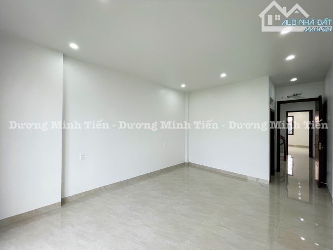 Nhà 4 tầng thang máy tuyến 2 Lê Hồng Phong - 60m2 - Đường 15m - 6