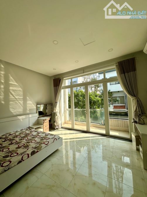 KHU PHÂN LÔ ĐỒNG BỘ 5*17 NHÀ 3T 4PN 5WC NGAY NGUYỄN VĂN LINH 💸 Chỉ hơn 7T
