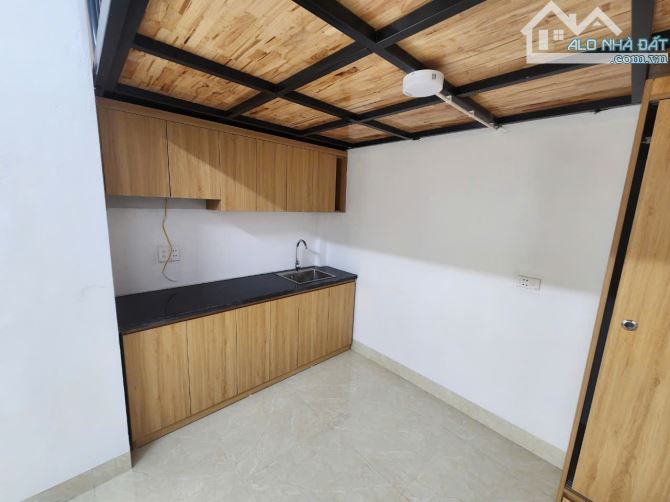 Cho Thuê CCMN 172 Vũ Hữu Thanh Xuân 30m2 Studio Gác Xép Ban Công Cửa Sổ Thang Máy Ô Tô Đỗ - 10
