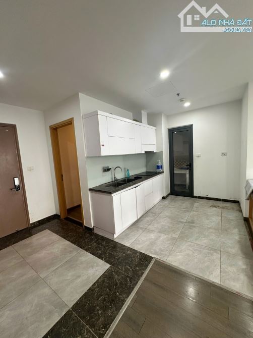 Chuyển công tác gia đình cần bán căn hộ góc 03PN, 116m2 chung cư FLC 265 Cầu Giấy, hướng m - 1