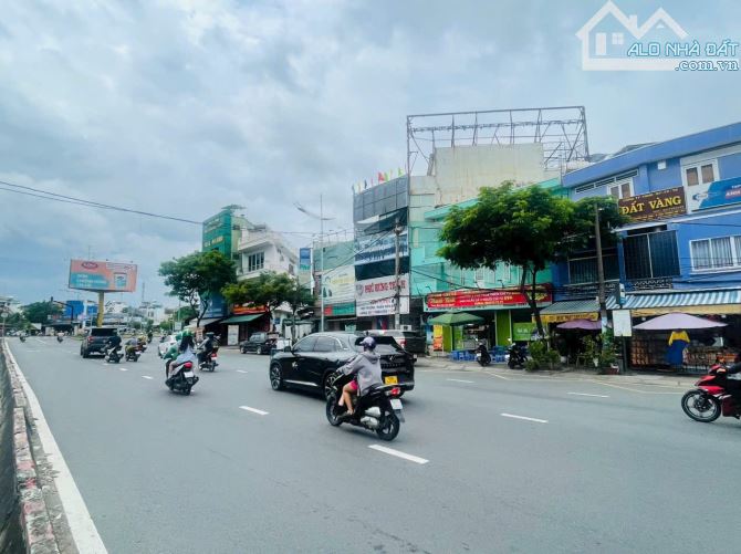 BÁN NHÀ MT NGUYỄN VĂN LINH, P. TÂN THUẬN TÂY, Q7(8.6x12). CHỈ 10 Tỷ - 1