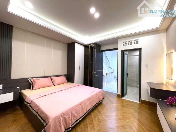 Bán nhà Nguyễn Tri Phương Quận 10,HXH (4x10) 3 tầng chỉ 6.2 tỷ. - 1