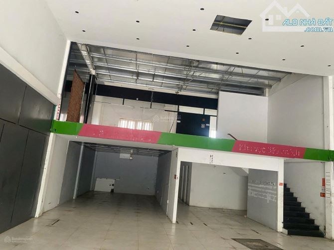 Cho thuê nhà tiền chế 500m² mặt tiền Lê Văn Hiến - Đoạn đầu đường đẹp nhất, gần cầu Tuyên - 1