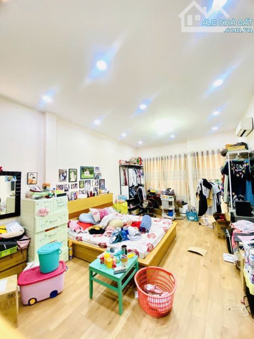 MẶT TIỀN KINH DOANH CÓ VỈA HÈ - ĐƯỜNG NHỰA 12M - 4 TẦNG BTCT - 64M2 - CHỈ 12,5 TỶ - 2