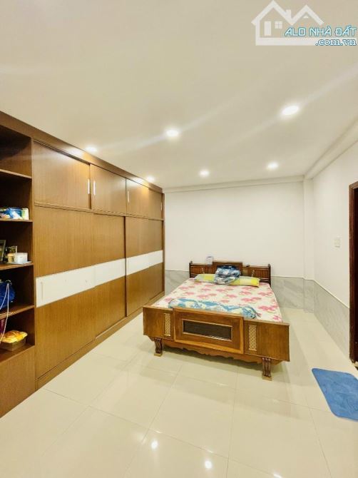 Nhà Bán Út Tích HXH , 1 Trệt , 3 Lầu , Ngay Trung Tâm Tân Bình 105m , Giá 9,5 Tỷ - 2