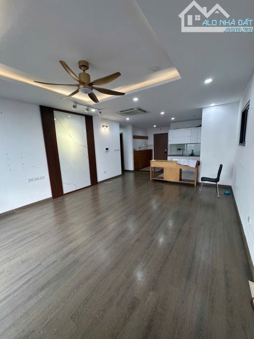 Chuyển công tác gia đình cần bán căn hộ góc 03PN, 116m2 chung cư FLC 265 Cầu Giấy, hướng m - 3