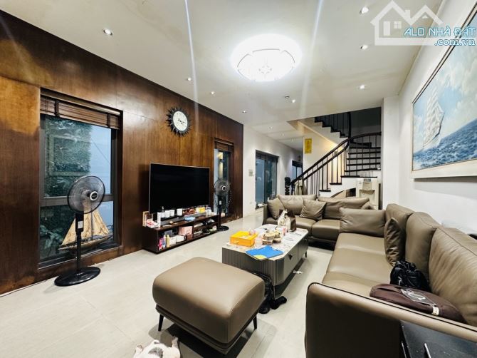 🏡 BÁN NHÀ 4 TẦNG - KHU VIP BỒ ĐỀ, LONG BIÊN 🏡 - 3