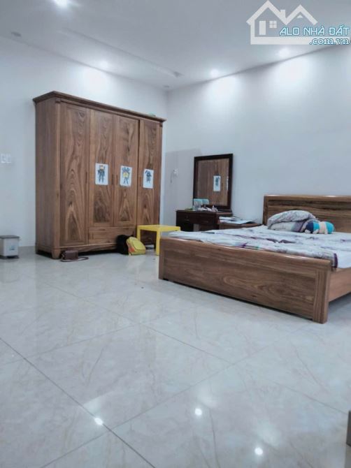 Bán nhà 3 tầng hiện đại, 150m² khu 532 Khánh An, Liên Chiểu, Đà Nẵng – Giá chỉ hơn 5 tỷ - 3