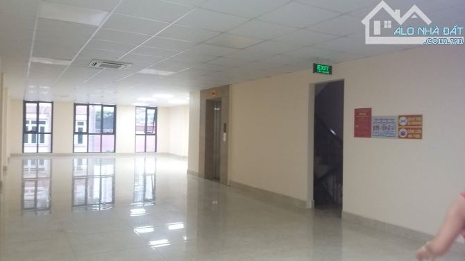 Bán nhà mặt phố Trần Duy Hưng 152m² - 8 tầng - MT 8m - 2 mặt thoáng trước sau