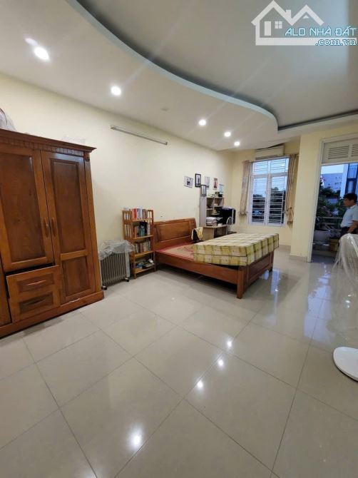 NHÀ QUÁN NAM- NGUYÊN TẤT TỐ 65M2, 5 TẦNG, 6 NGỦ, FULL, CHỈ 13 TRIỆU