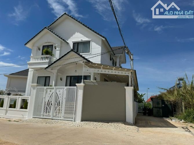 ĐẤT BIỆT LẬP CÓ VIEW RẺ NHẤT NGAY TRUNG TÂM PHỐ 204M2 7TY5 ĐƯỜNG BẠCH ĐẰNG ĐÀ LẠT