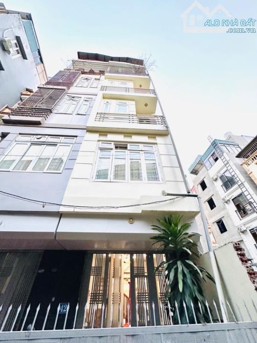 Nhà ĐẹpTrần Duy Hưng 52m², 2 mặt thoáng, ngõ thông, chỉ 9.8 tỷ