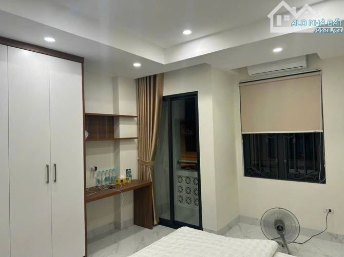Bán nhà PHƯƠNG CANH, 6 tầng, thang máy, 60m2, ô tô qua nhà, 10 phòng, giá tốt