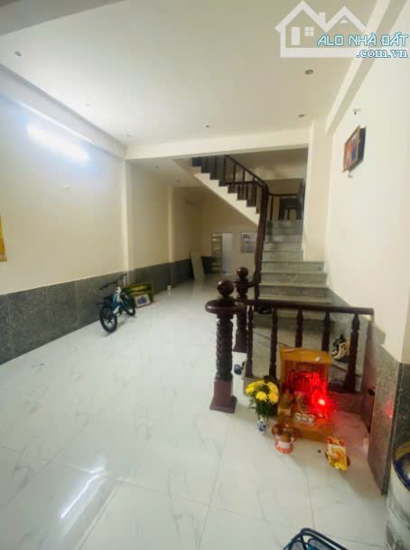 BÁN NHÀ 1 TRỆT 3 LẦU KHU ĐÔ THỊ CHÍ LINH 1 (4.5X15)  - GIÁ 7.95 TỶ