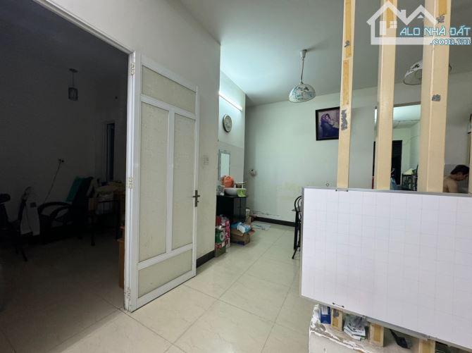 Bán nhà  mặt tiền Đường Ngô Gia Tự, TP Nha Trang Dt 209.6m² giá bán 22 tỷ