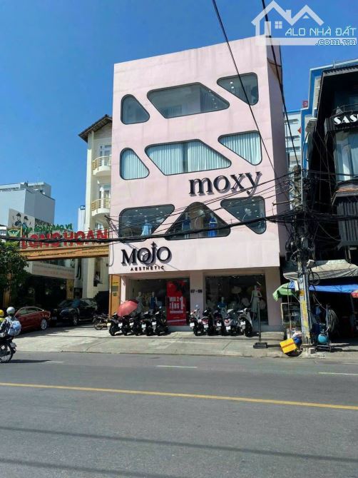 Bán nhà Nam-Kỳ-Khởi-Nghĩa, P. NTB, Quận-1 - 10x30m, 3 Tầng, HĐT 679tr/th - giá 268 tỷ