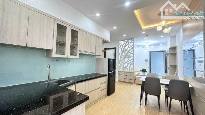 Cho thuê căn hộ Mường Thanh Viễn Triều 2pn, 2wc nội thất đẹp view xéo biển, giá chỉ 7 trệu