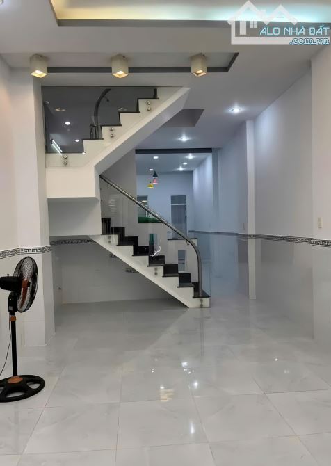 BÁN NHÀ 1 tỷ 2 /57,7M2 ngay Lâm Hoành ,Bình Tân - 1