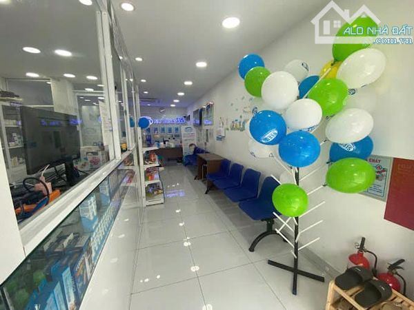 Cho thuê spa 148 Trần Quốc Thảo, Q3. Dt: 5x22m, Kc: trệt 2 lầu - 1