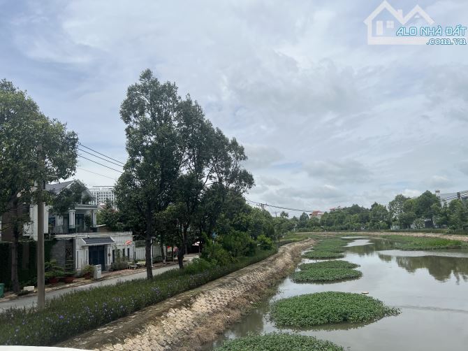 Đất biệt thự 10x24,5m(245m2) View Sông - đường nhựa 10m - FULL thổ cư - Giáp SG - 1