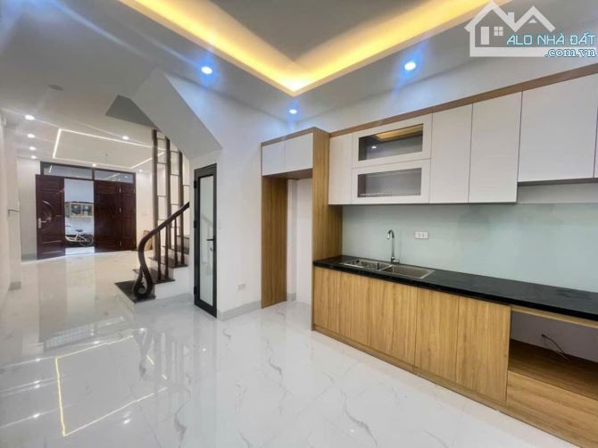 Bán nhà 70m2, 4 tầng ở Đại Thành Quốc Oai, ô tô vào nhà, chỉ hơn 4 tỷ, gần Hà Đông