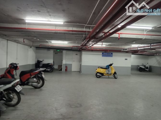 Bán gấp toà văn phòng Phố Trần Thái Tông, Cầu Giấy, DT 185m, 10 tầng, MT 9m, giá 72 tỷ - 2