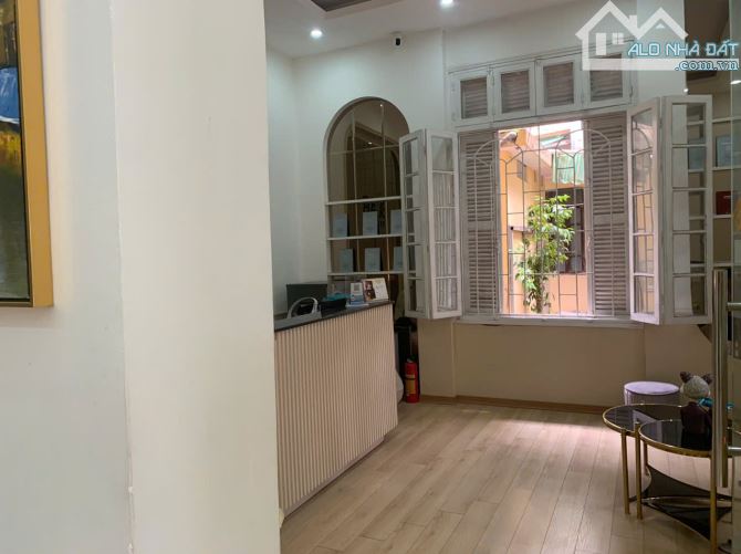 Bán nhà Trần Hưng Đạo-DT 45m2,MT 5,4m.Tầng 1-NGÕ RỘNG-VỪA Ở VỪA KINH DOANH. - 2