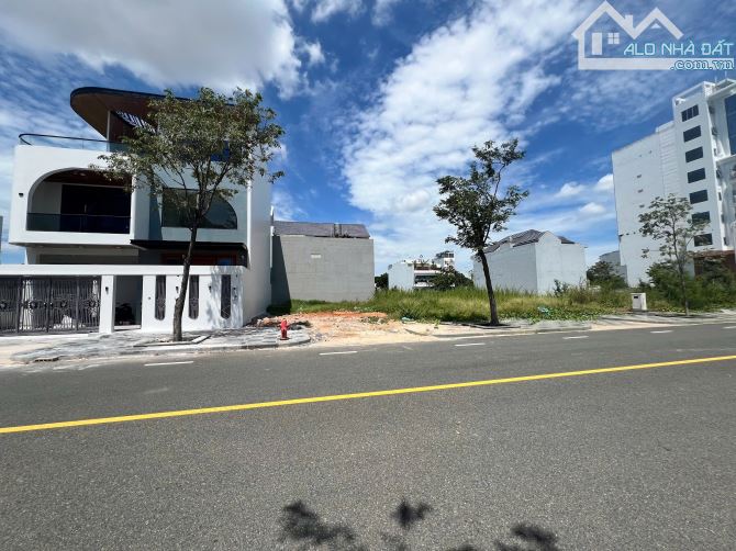 Chủ cần bán gấp C2 Biệt Thự OceanDunes Phố Biển Rạng Đông TP Phan Thiết DT 240m2 giá 16 tỷ - 2