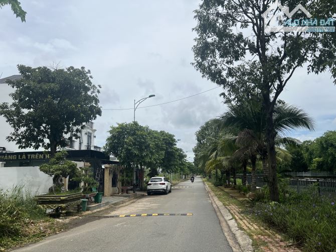 Đất biệt thự 10x24,5m(245m2) View Sông - đường nhựa 10m - FULL thổ cư - Giáp SG - 2