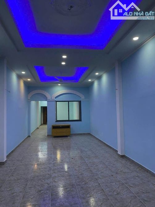 Bán Gấp Nhà Mặt tiền Cộng Hòa P.13 Q.Tân Bình, DT:4x38m, 4 Tầng, HĐT:50tr, Giá:22Tỷ - 2